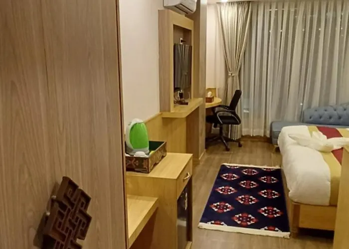 Yakroo Manang 3* Kathmandu