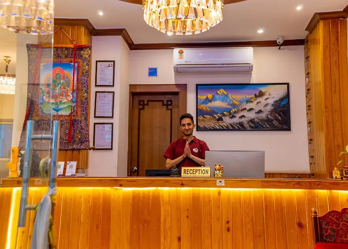 Yakroo Manang Hotel