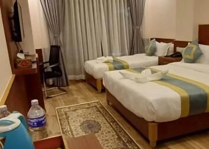 Yakroo Manang Hotel